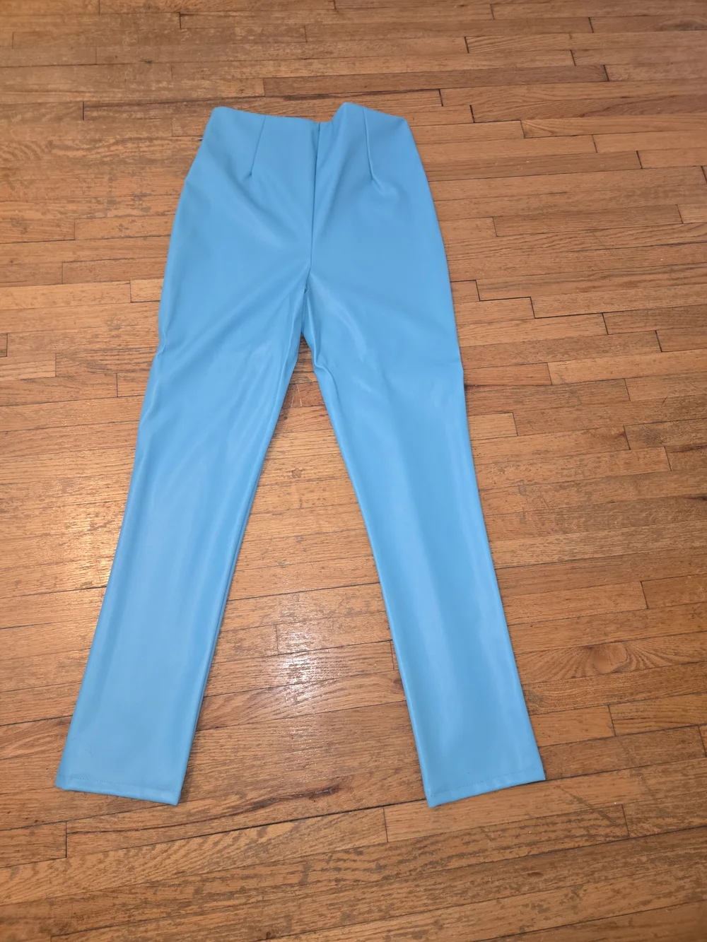 Cropped High-Waist Faux Leather Straight Leg Pants in Bright Turquoise